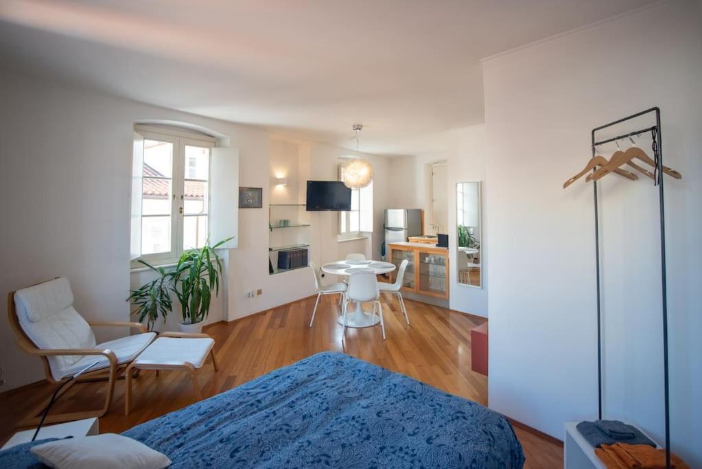 Torretta10 - Studio Apartment Trieste Exterior foto